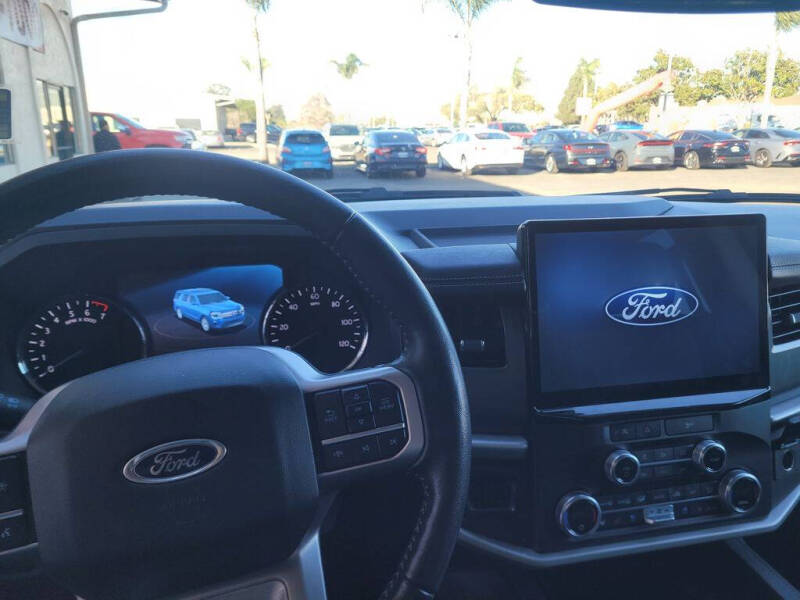 2024 Ford Expedition XLT