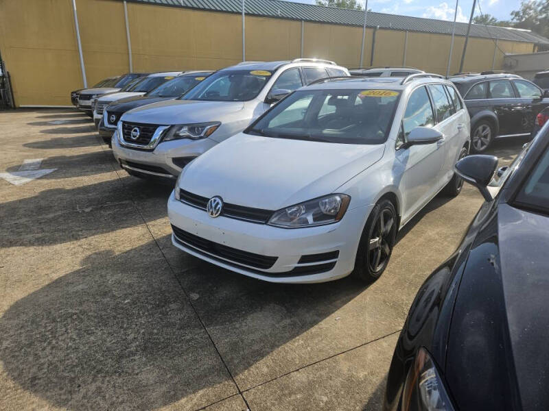 2016 Volkswagen Golf SportWagen