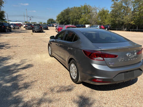 2020 Hyundai Elantra SE