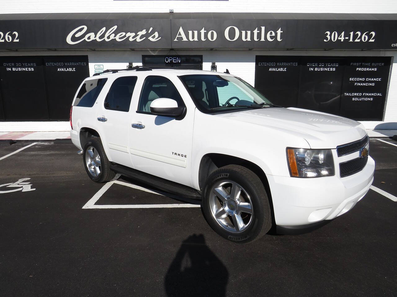 2014 Chevrolet Tahoe for sale at Colbert's Auto Outlet in Hickory, NC