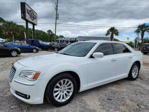 2013 Chrysler 300 for sale at Trust Motors in Jacksonville FL