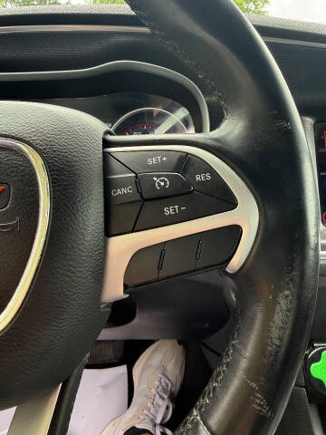 2017 Dodge Charger SXT