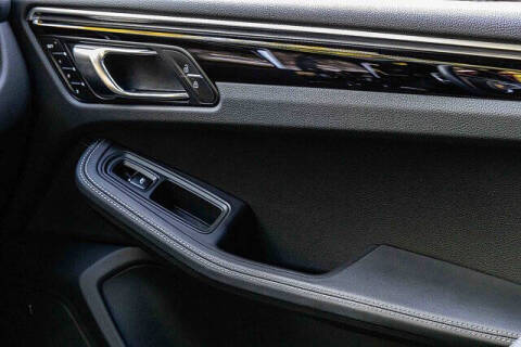 2022 Porsche Macan