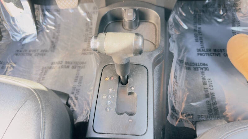 2010 Volkswagen New Beetle Base PZEV