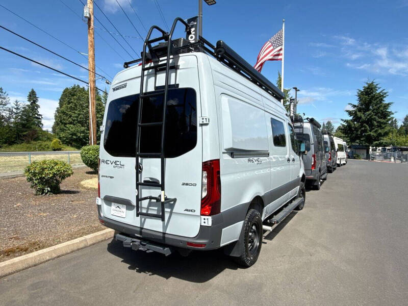 2025 Mercedes-Benz Sprinter