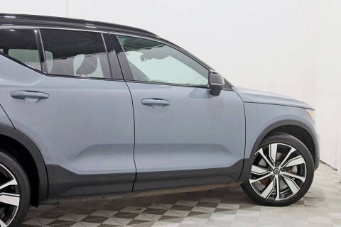 2021 Volvo XC40 Recharge Pure Electric P8