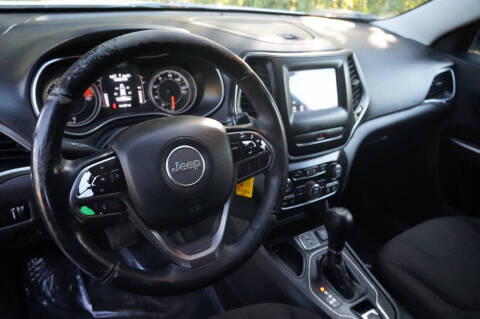 2019 Jeep Cherokee Latitude