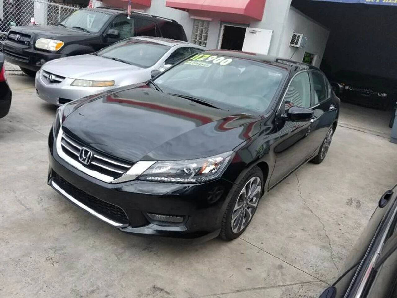 2015 HONDA Accord Sedan - $10,995
