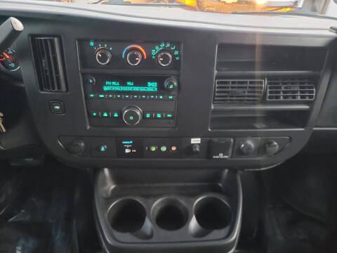 2022 Chevrolet Express 3500