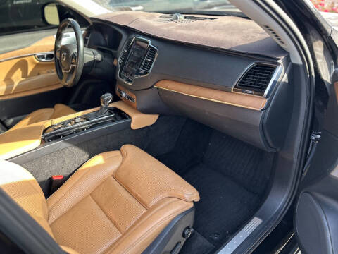 2016 Volvo XC90 T6 Inscription