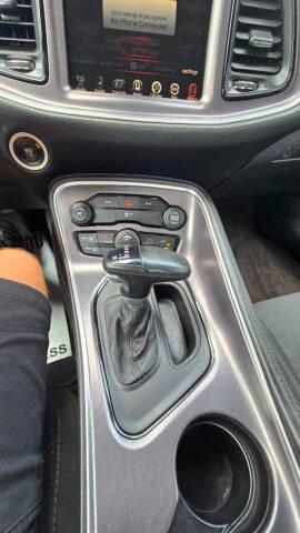 2016 Dodge Challenger SXT