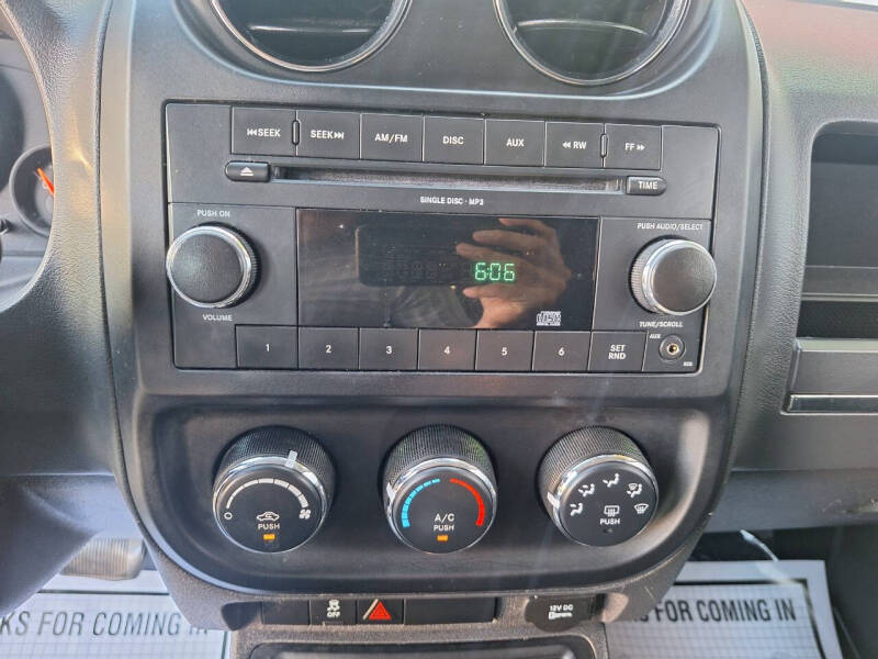 2011 Jeep Compass Sport