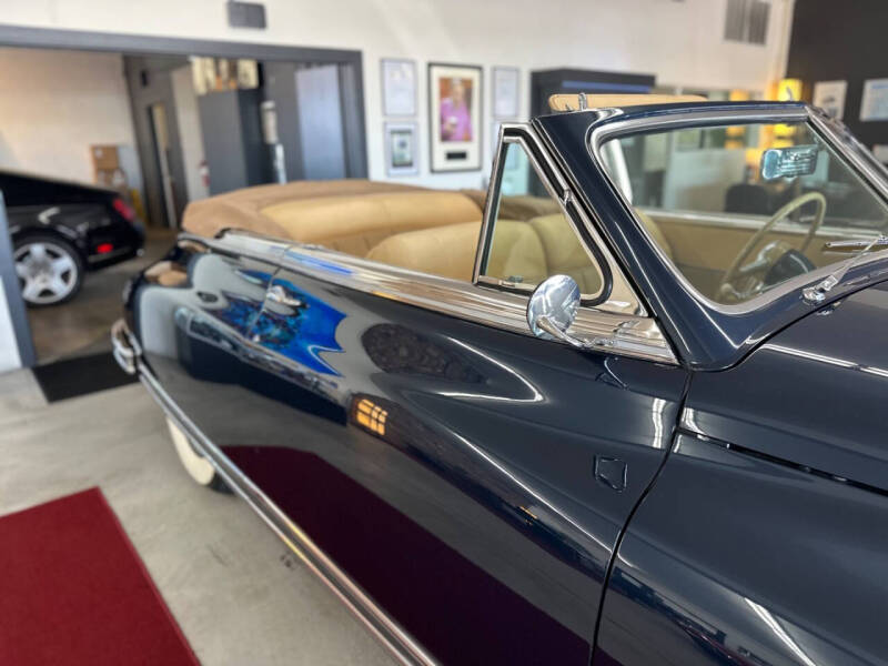 1948 Packard Custom serries Victoria