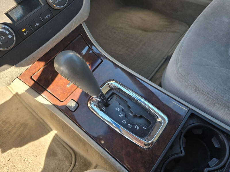 2011 Buick Lucerne CX