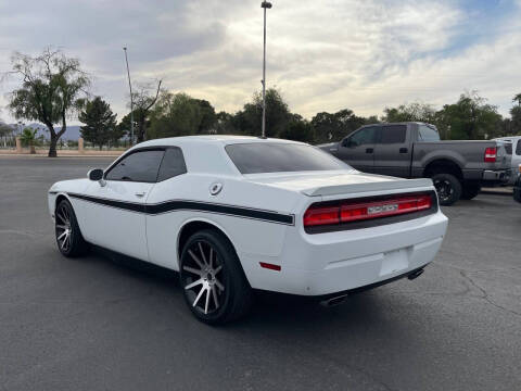 2013 Dodge Challenger SXT