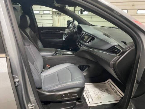 2023 Buick Enclave Essence