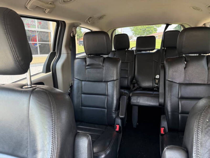 2012 Dodge Grand Caravan American Value Package