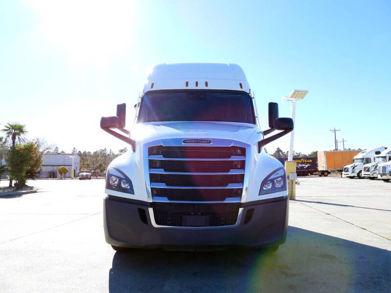 2022 Freightliner Cascadia