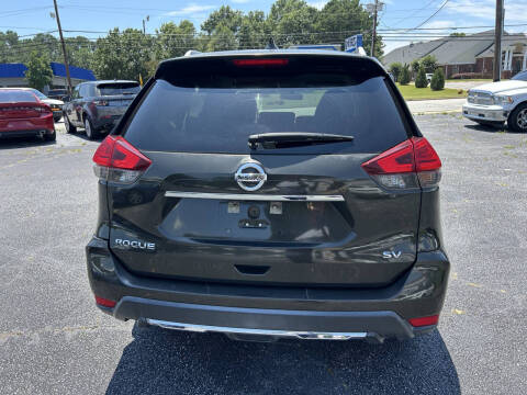 2017 Nissan Rogue SV