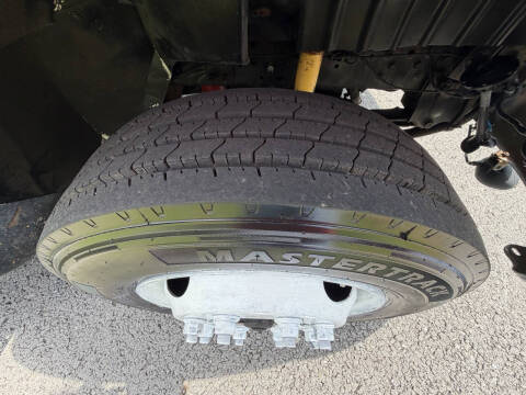 2006 International 4300 Rollback