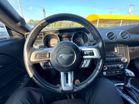 2016 Ford Mustang V6