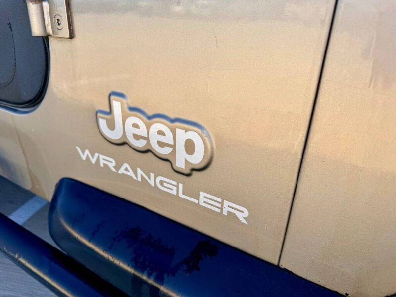 2004 Jeep Wrangler SE