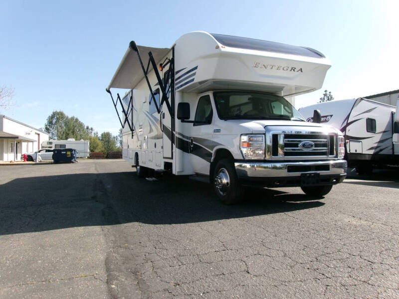 2018 Entegra Coach Odyssey 29V