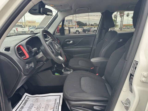 2023 Jeep Renegade Trailhawk