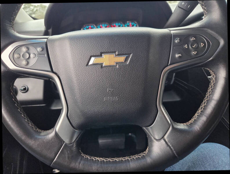 2017 Chevrolet Suburban LT