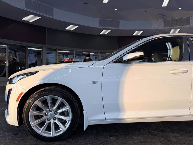 2024 Cadillac CT5 Luxury