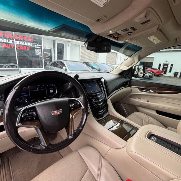 2019 Cadillac Escalade ESV Luxury