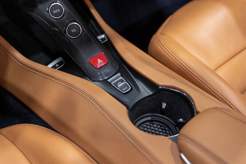 2016 Ferrari California T