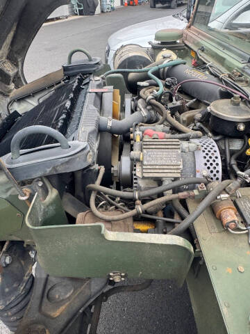 2004 AM General HMMWV
