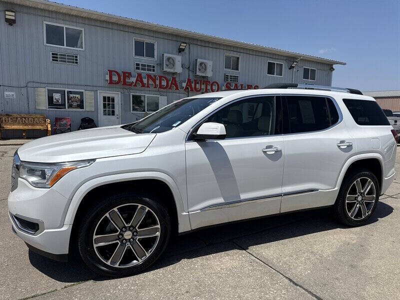 2017 GMC Acadia Denali