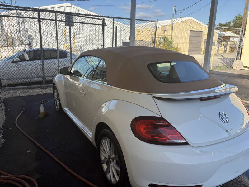 2018 Volkswagen Beetle Convertible 2.0T S with Style and Comfort