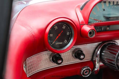 1956 Ford Thunderbird