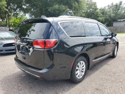 2018 Chrysler Pacifica Touring L