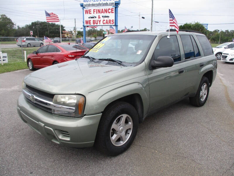 2004 Chevrolet TrailBlazer for sale at AUTO BROKERS OF ORLANDO in Orlando FL