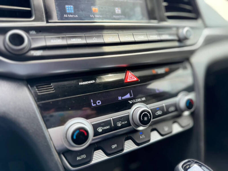 2020 Hyundai Elantra