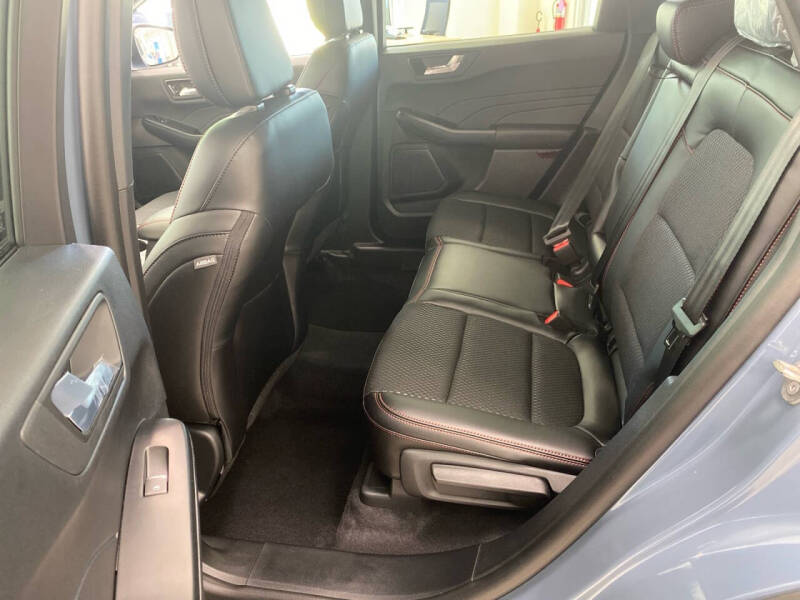 2026 Ford Escape ST-Line Select