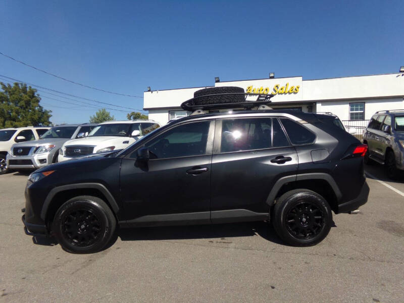 2019 Toyota RAV4 LE