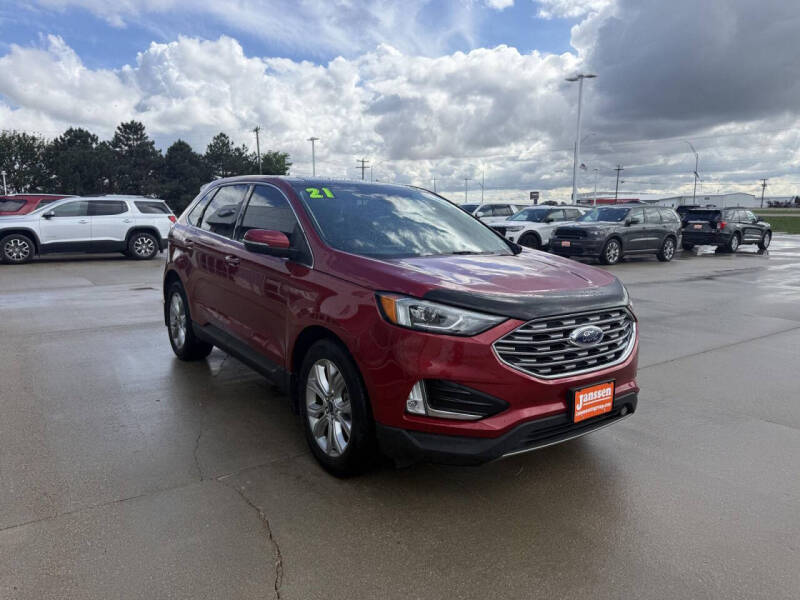 2021 Ford Edge Titanium