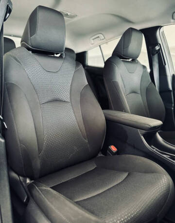 2021 Toyota Prius XLE