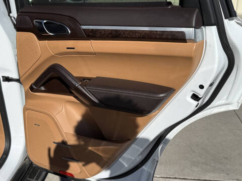 2017 Porsche Cayenne S