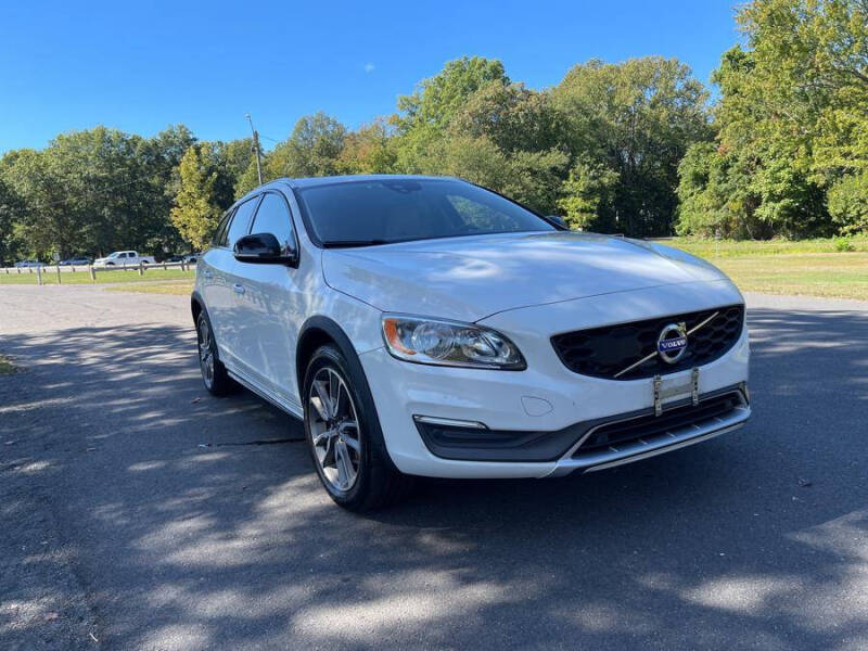 2015 Volvo V60 Cross Country T5
