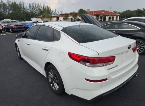 2019 Kia Optima LX