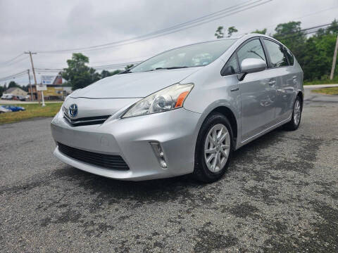 2012 Toyota Prius v Three