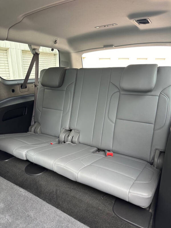 2017 Chevrolet Suburban LT