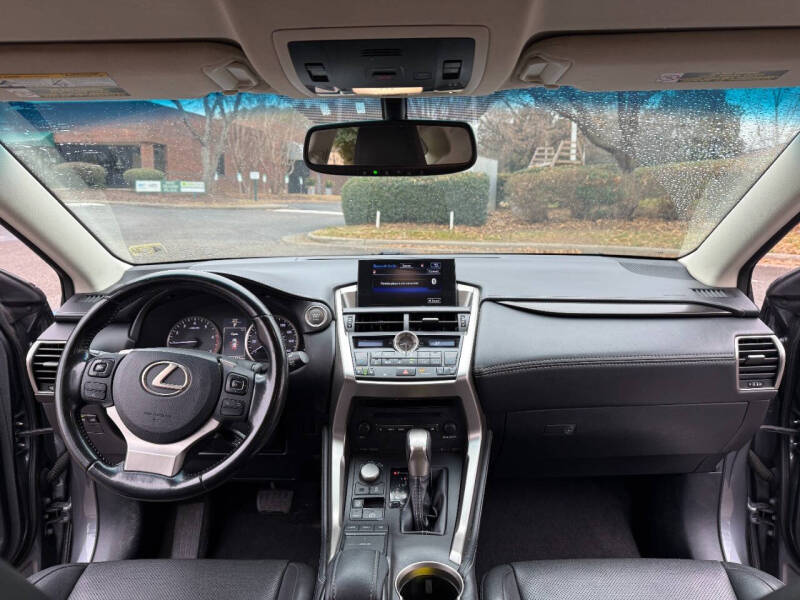 2017 Lexus NX 200t