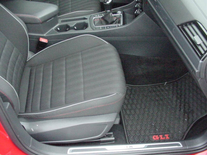 2019 Volkswagen Jetta GLI 35th Anniversary Edition